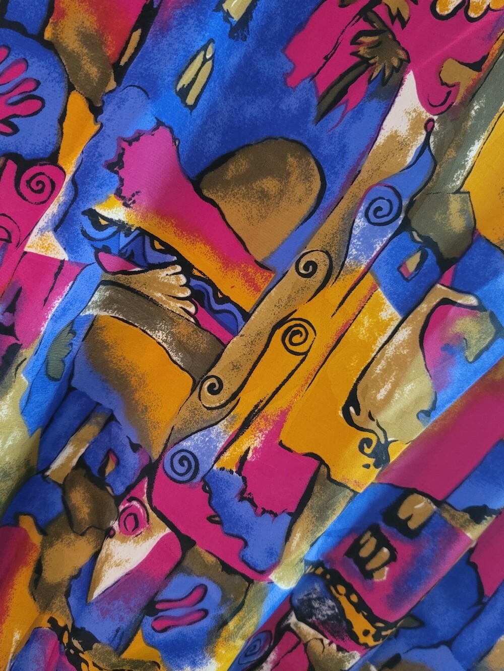 Blousy Abstract Tank - Picture 3 of 7